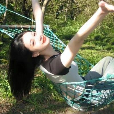 女玩家喜迎春